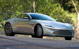 Aston Martin DB10 2015 года